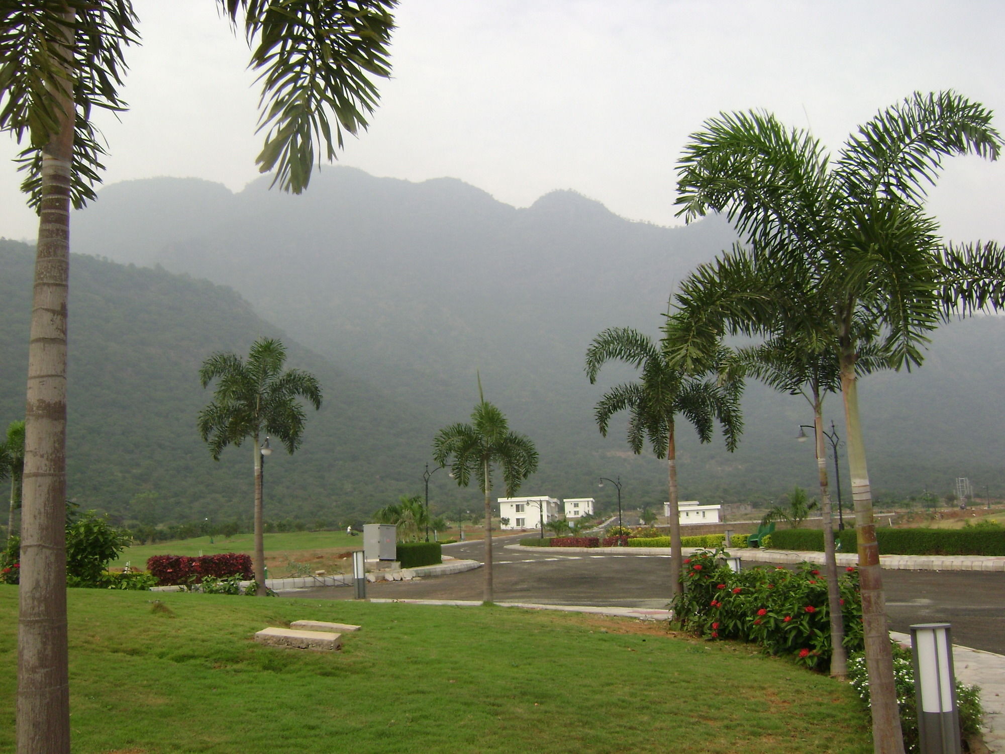 Oyo 24200 Bahri Beautiful Country 호텔 Ayyampālaiyam 외부 사진